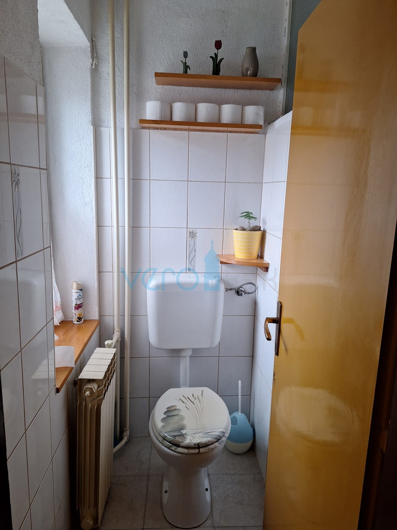 Gorski kotar, Fužine, centro, casa a schiera, terrazza, giardino, vendita