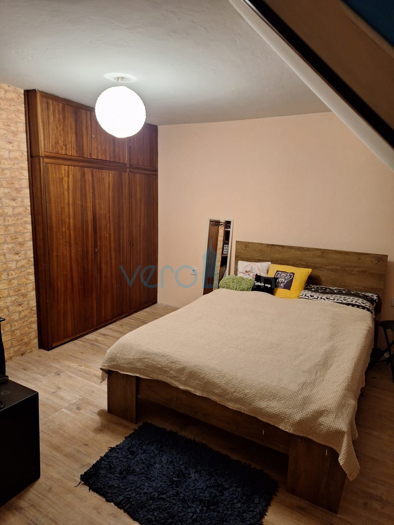 Gorski kotar, Fužine, centro, casa a schiera, terrazza, giardino, vendita