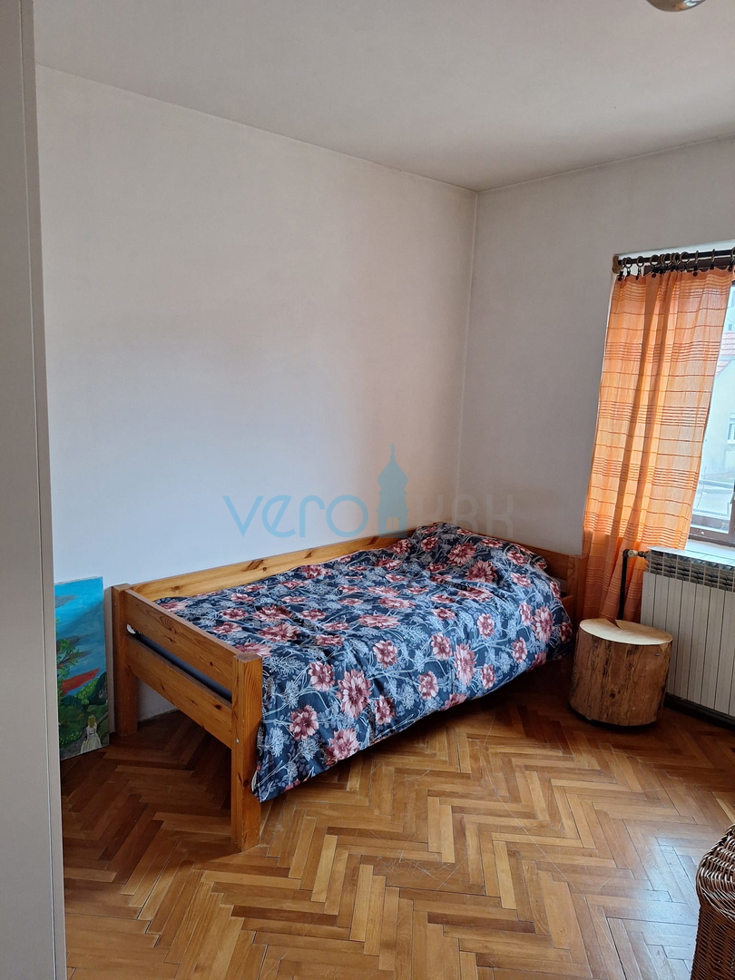 Gorski kotar, Fužine, centro, casa a schiera, terrazza, giardino, vendita