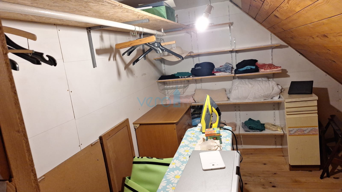 Gorski kotar, Fužine, centro, casa a schiera, terrazza, giardino, vendita