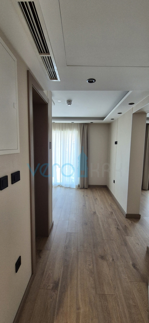 Crikvenica, hotel con 30 appartamenti, ristorante, centro benessere, piscina, vendita