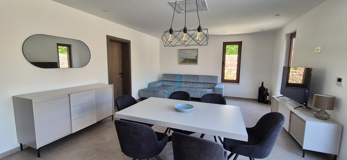 Città di Krk, periferia, villa bifamiliare, nuova costruzione, piscina, vendita