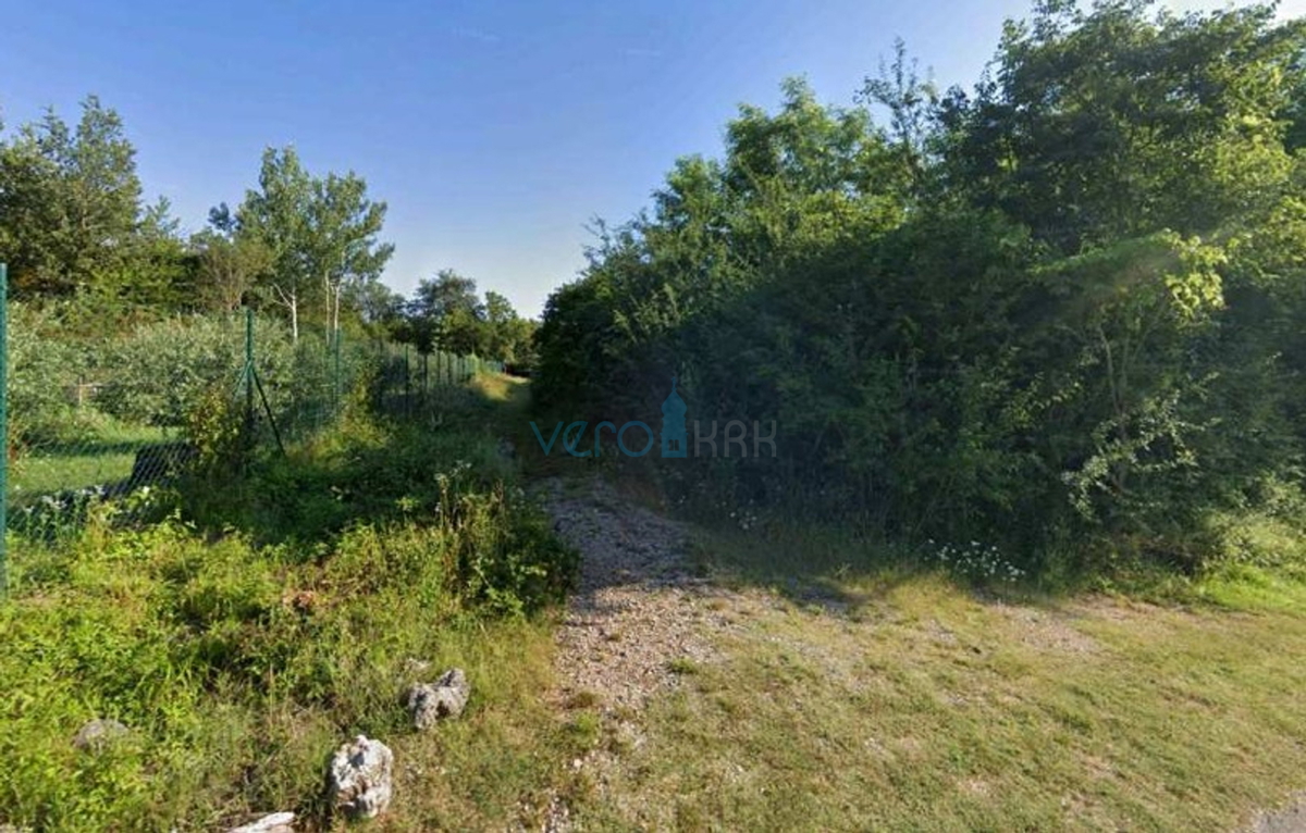Isola di Krk, Vrbnik, terreno nella zona T3 (campeggi) 5633 m2, in vendita