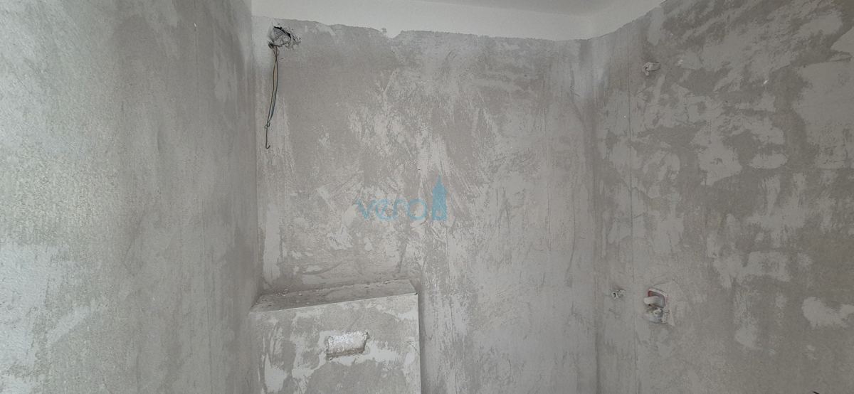 Malinska, isola di Krk, nuova costruzione, casa bifamiliare, piscina, giardino, vista