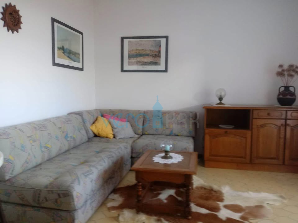 Stinica, città di Senj, entroterra, casa indipendente con 3 appartamenti, vista, vendita