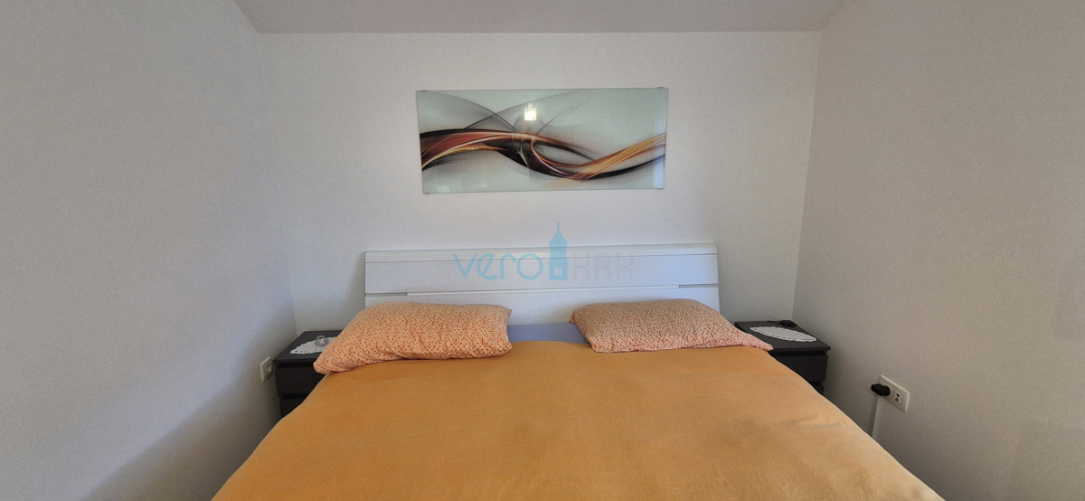 Uvala Soline, periferia, appartamento bilocale al secondo piano con vista panoramica, in vendita