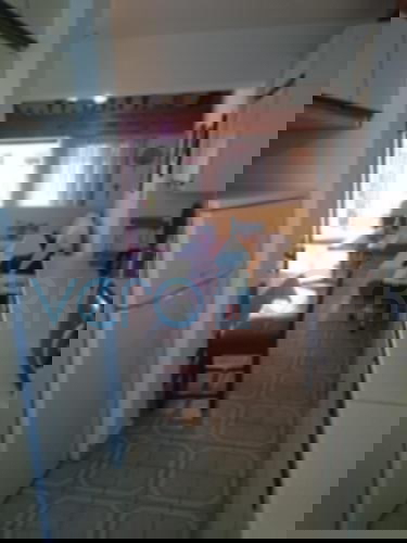 Omišalj, isola di Krk, casa in pietra a schiera con 2 appartamenti, terrazza, parcheggio, vendita