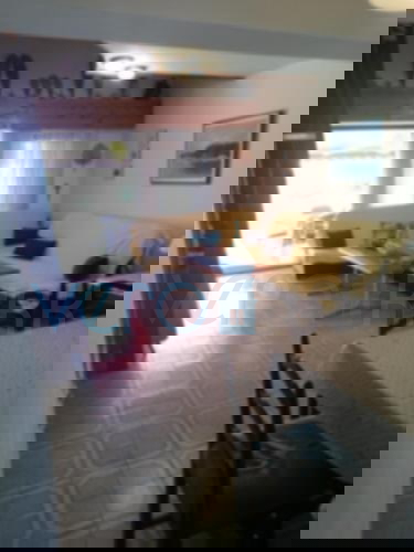 Omišalj, isola di Krk, casa in pietra a schiera con 2 appartamenti, terrazza, parcheggio, vendita