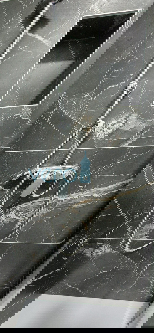 Baia di Soline, isola di Krk, nuova costruzione, appartamento trilocale al primo piano, giardino, vista, vendita