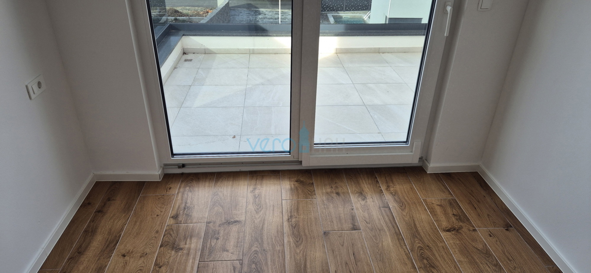 Isola di Krk, Malinska, nuova costruzione, casa moderna con piscina, giardino, vista, vendita