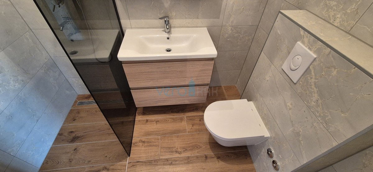 Isola di Krk, Malinska, nuova costruzione, casa moderna con piscina, giardino, vista, vendita