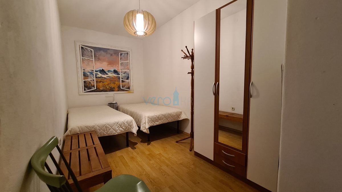 Rijeka, Grobnik, casa bifamiliare, 162 m2, giardino 200 m2, vista permanente, in vendita