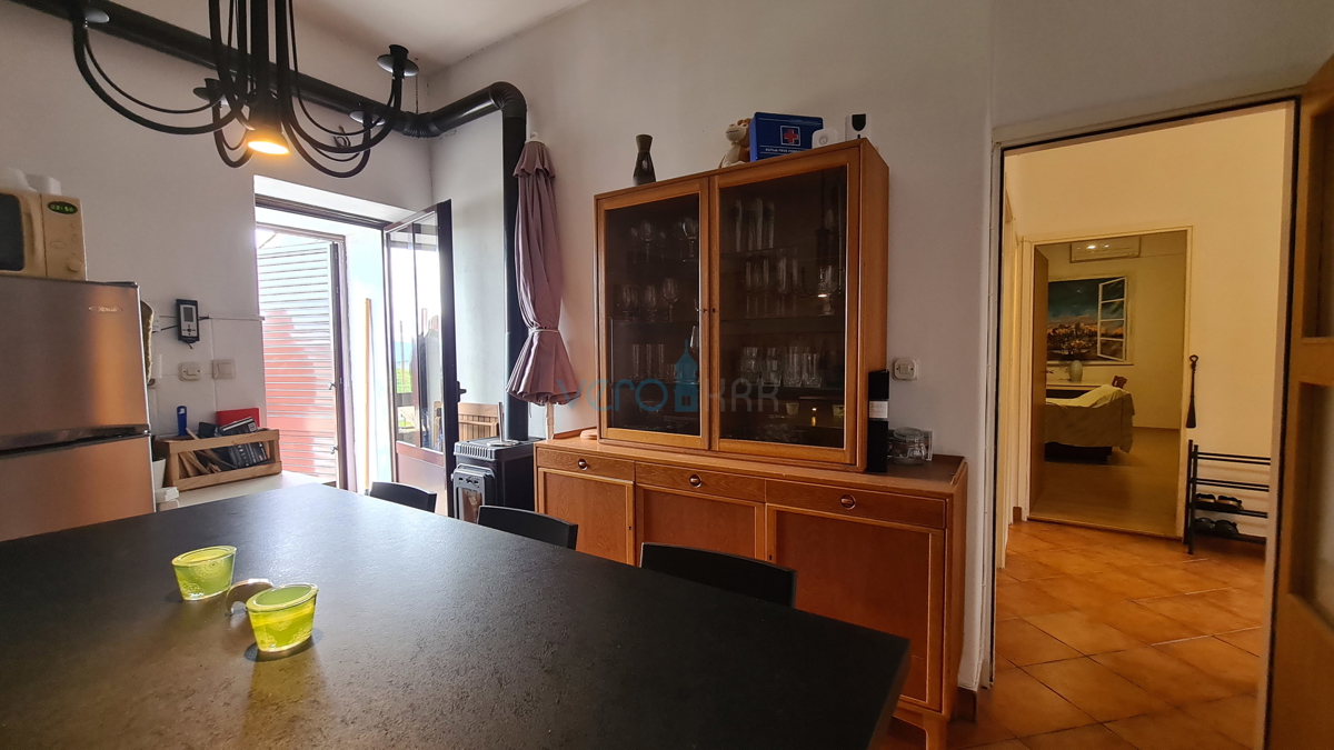 Rijeka, Grobnik, casa bifamiliare, 162 m2, giardino 200 m2, vista permanente, in vendita