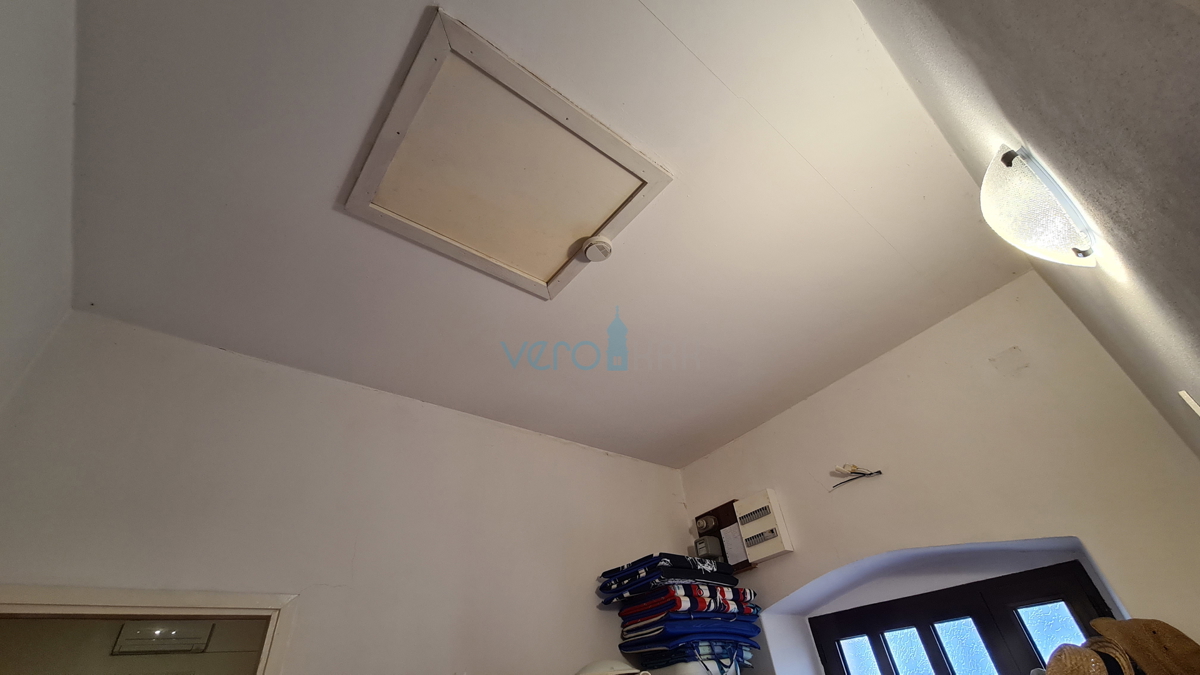 Rijeka, Grobnik, casa bifamiliare, 162 m2, giardino 200 m2, vista permanente, in vendita