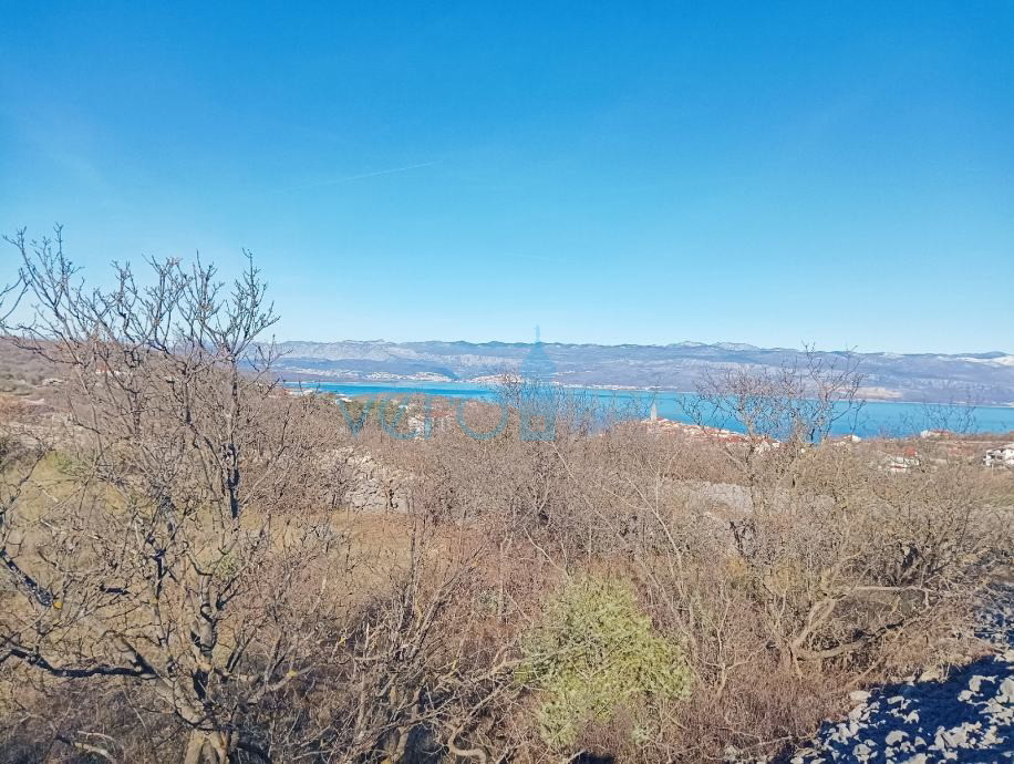 Vrbnik, isola di Krk, terreno edificabile 3136 m2, vista mare, in vendita