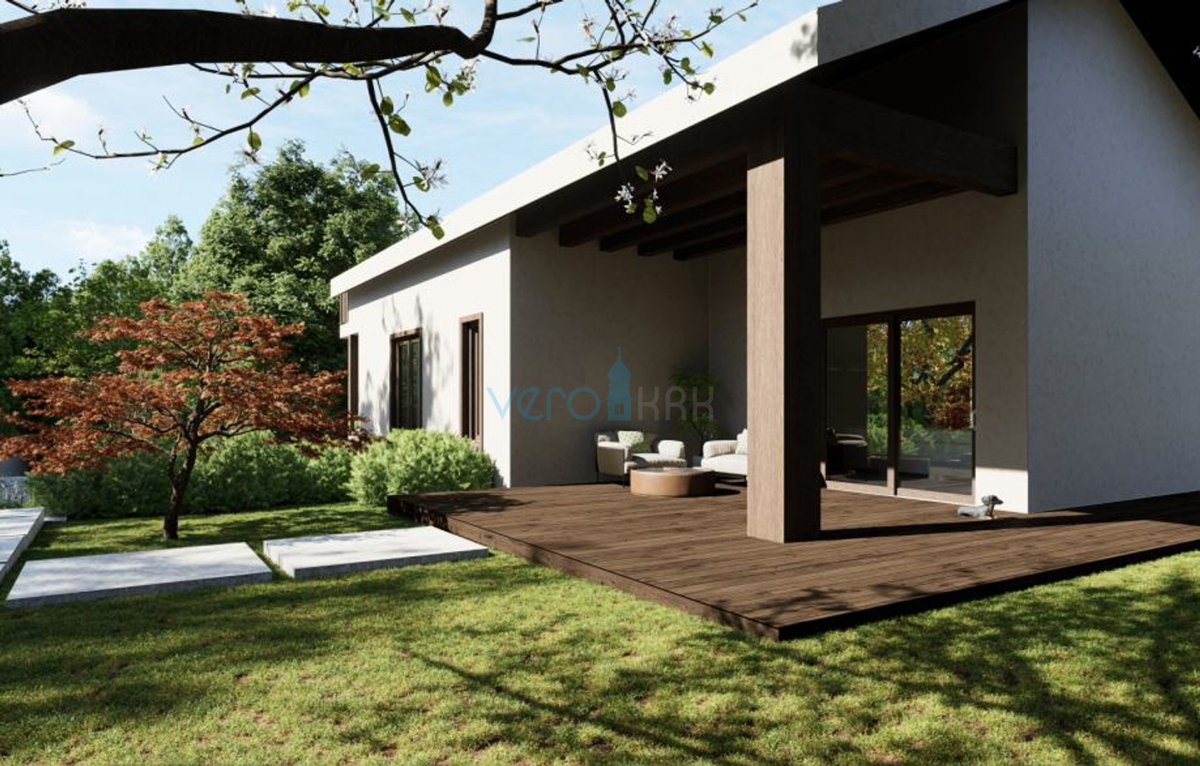 Matulji, Šapjane, Casa indipendente con giardino in posizione tranquilla, da ristrutturare, in vendita