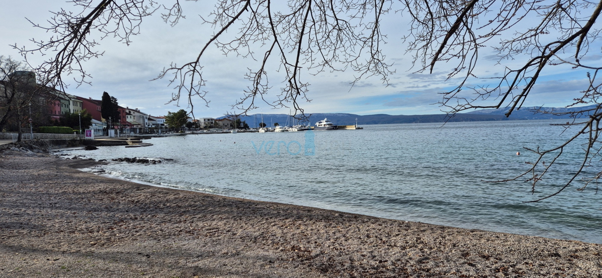 Njivice, isola di Krk, appartamento con una camera da letto con splendida vista mare, vendita