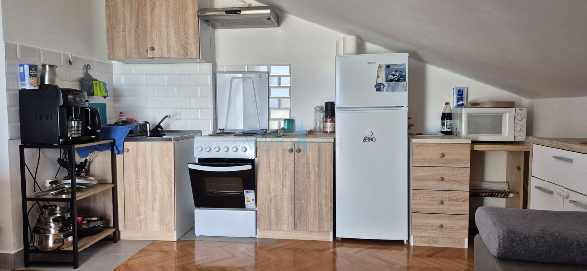 Njivice, isola di Krk, appartamento con una camera da letto con splendida vista mare, vendita