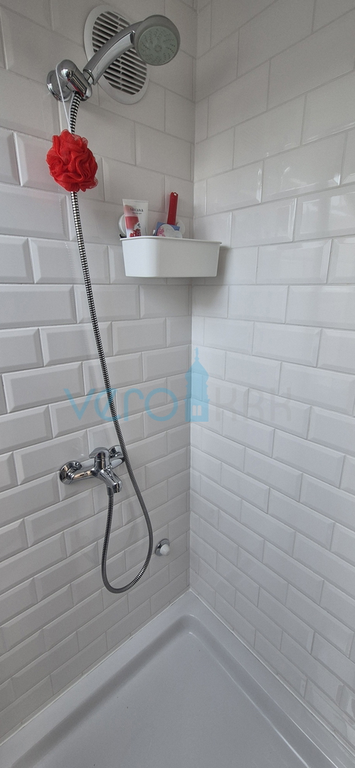 Njivice, isola di Krk, appartamento con una camera da letto con splendida vista mare, vendita