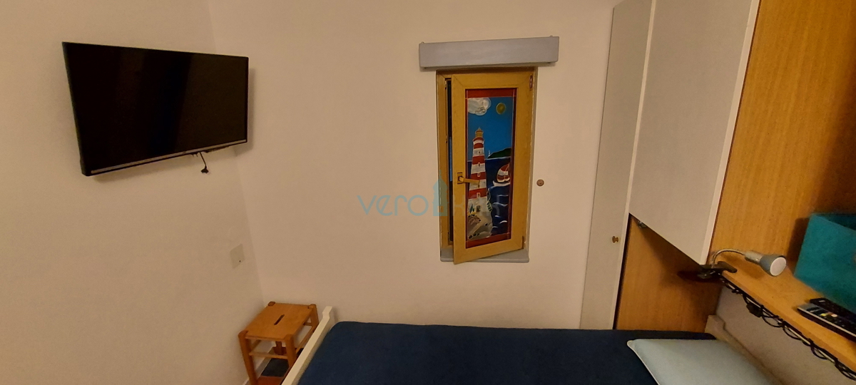 Malinska, zona, appartamento di 28 m2 al piano terra con balcone coperto e vista mare