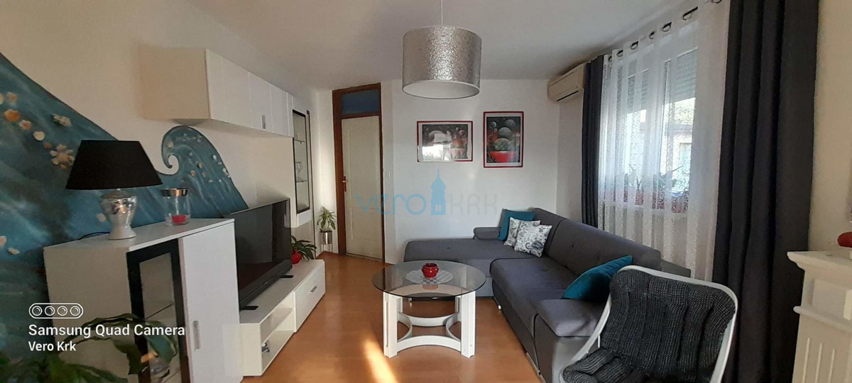 Krk, zona più ampia, appartamento 55m2, giardino 59m2, vista, vendita