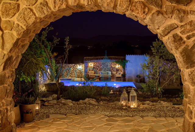 Malinska, villa bifamiliare con piscina e vista mare, in vendita