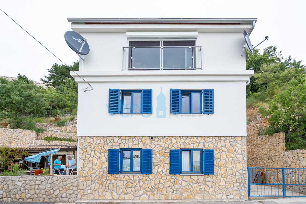 Isola di Krk, Stara Baška, casa indipendente, 4 appartamenti, vista sul mare aperto, in vendita