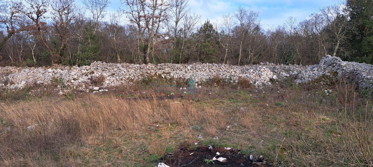 Malinska, terreno edificabile di 851 m2 con vista mare, in vendita