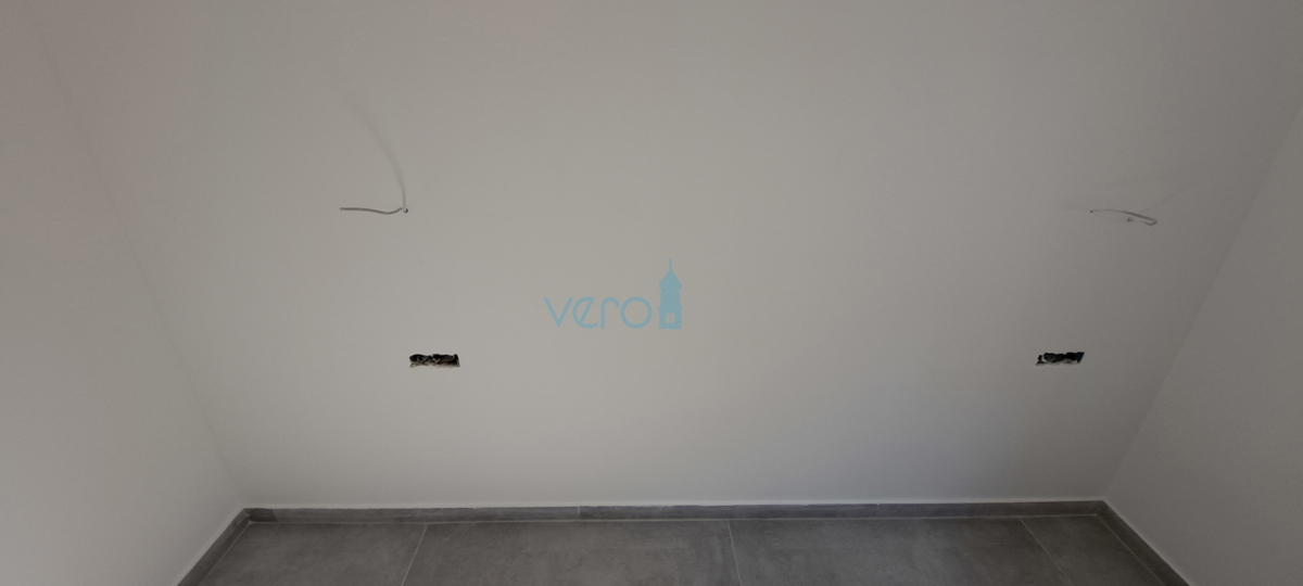 Uvala Soline, isola di Krk, zona, appartamento bilocale al piano terra, giardino, nuova costruzione, in vendita