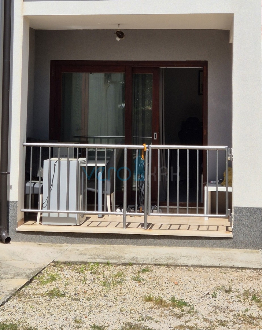 Città di Krk, isola di Krk, appartamento con una camera da letto al piano terra, terrazza, in vendita