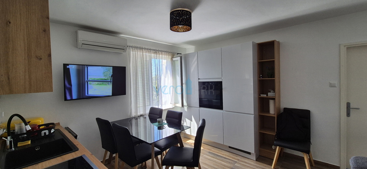 Novi Vinodolski, Klenovica, appartamento con una camera, vista mare, in vendita