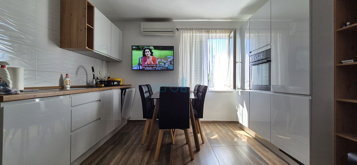 Novi Vinodolski, Klenovica, appartamento con una camera, vista mare, in vendita