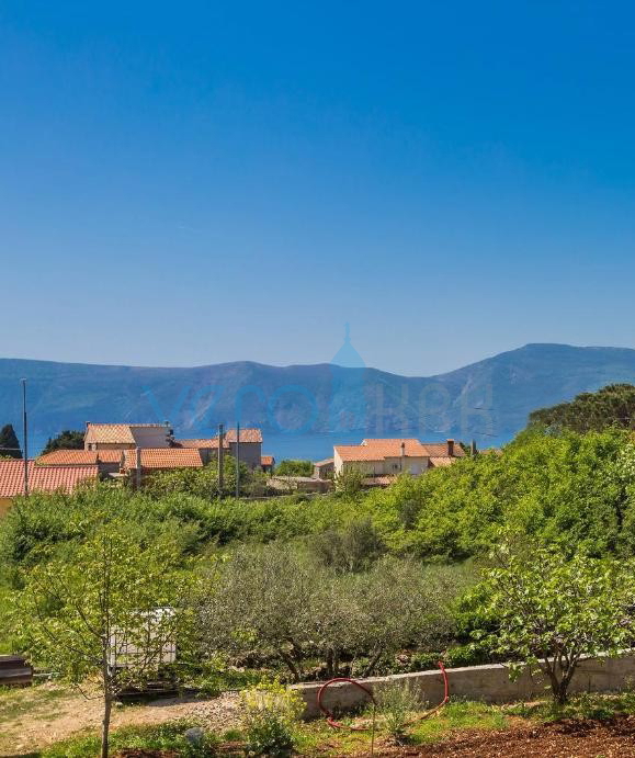 Città di Krk, isola di Krk, area circostante, casa indipendente con due unità, due piscine, vista, vendita