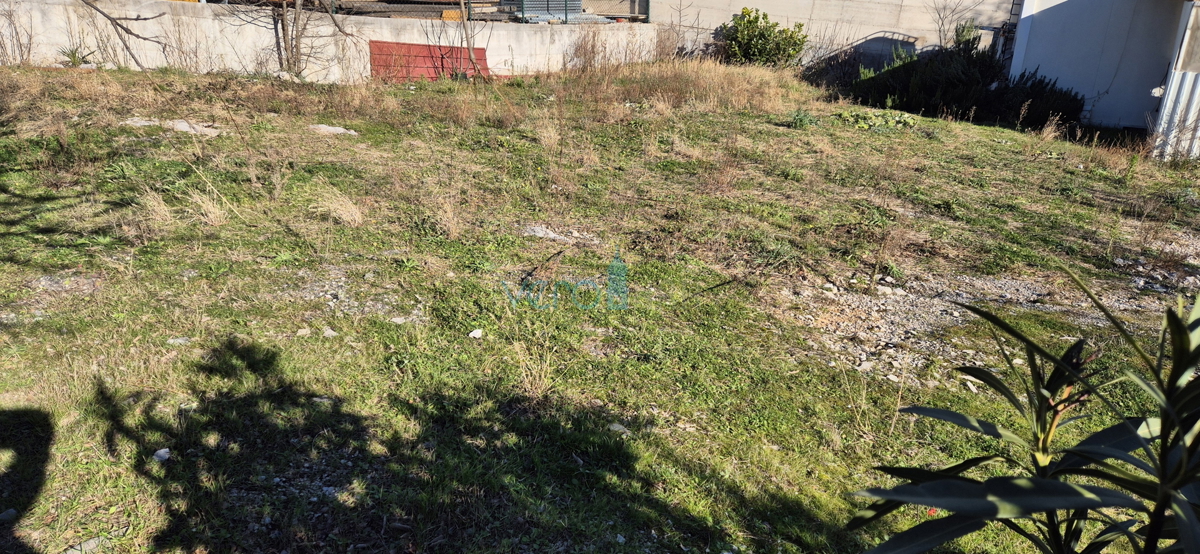 Omišalj, isola di Krk, terreno edificabile 492 m2, vendita