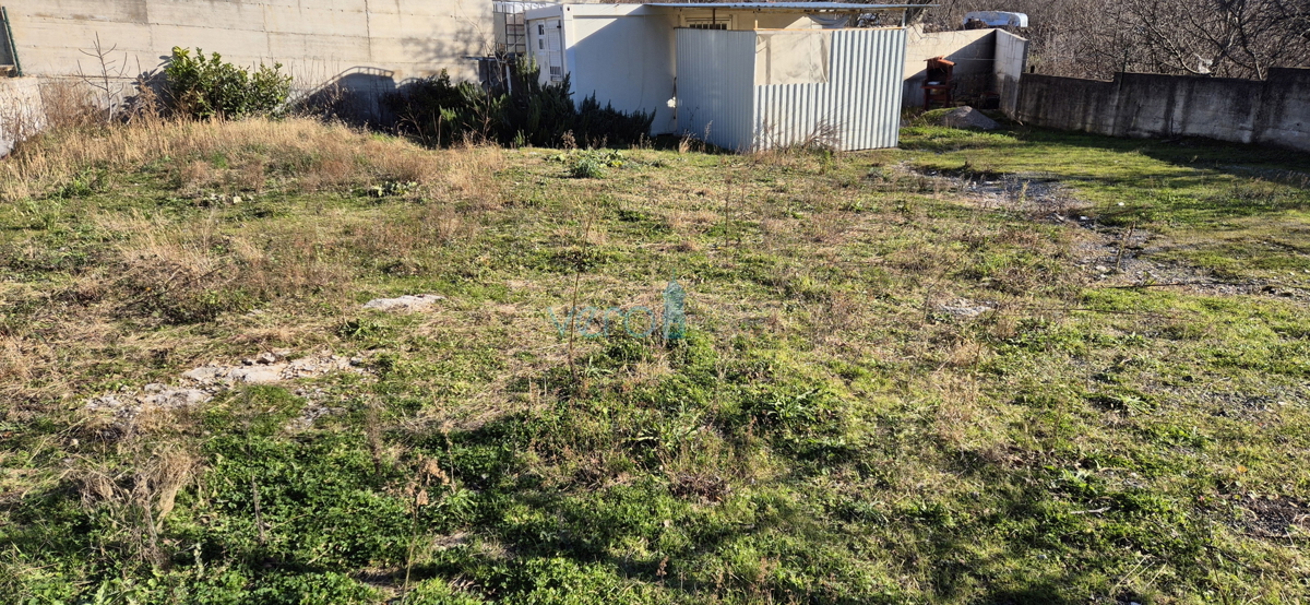 Omišalj, isola di Krk, terreno edificabile 492 m2, vendita