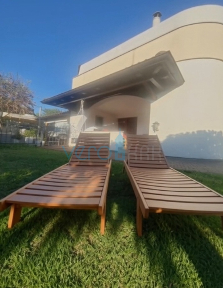 Isola di Krk, Malinska, periferia, appartamento bilocale 72 m2, piano terra, giardino 96 m2, vendita