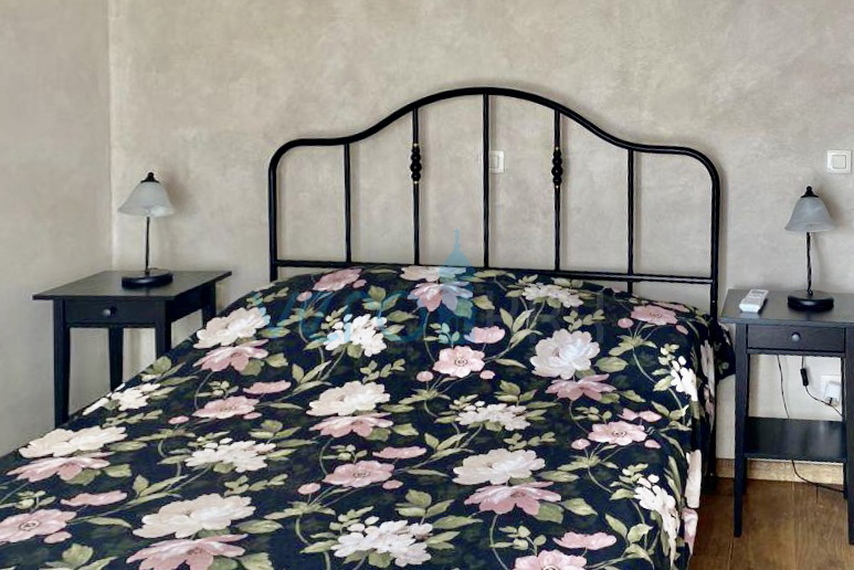 Krk, dintorni, Casa bifamiliare 135m2 con piscina e vista mare, in vendita