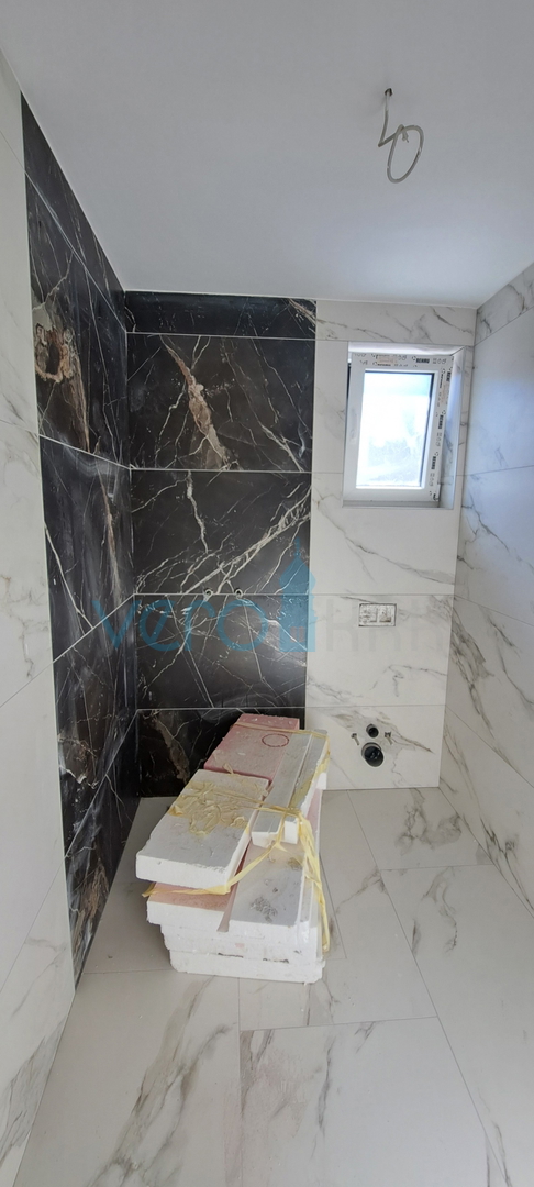 Uvala Soline, isola di Krk, dintorni, appartamento bilocale al piano, terrazza, nuova costruzione, vendita