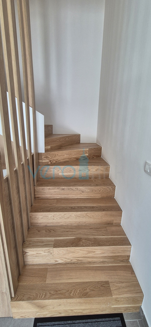 Isola di Krk, Malinska, moderna villa indipendente di nuova costruzione, vista, piscina, vendita