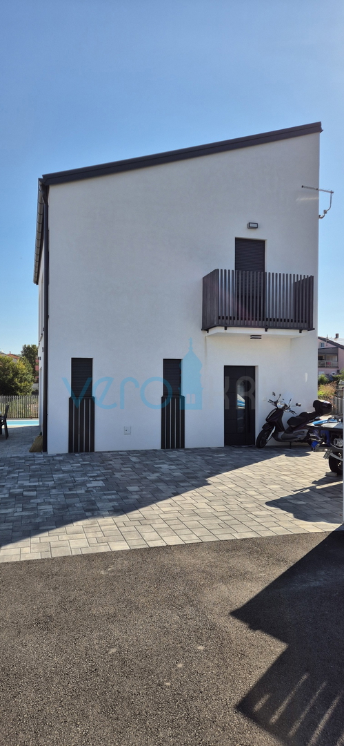 Isola di Krk, Malinska, moderna villa indipendente di nuova costruzione, vista, piscina, vendita