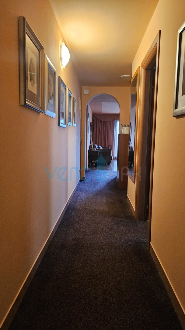 Njivice, isola di Krk, appartamento bilocale di 68 m2, con vista aperta sul mare, in vendita