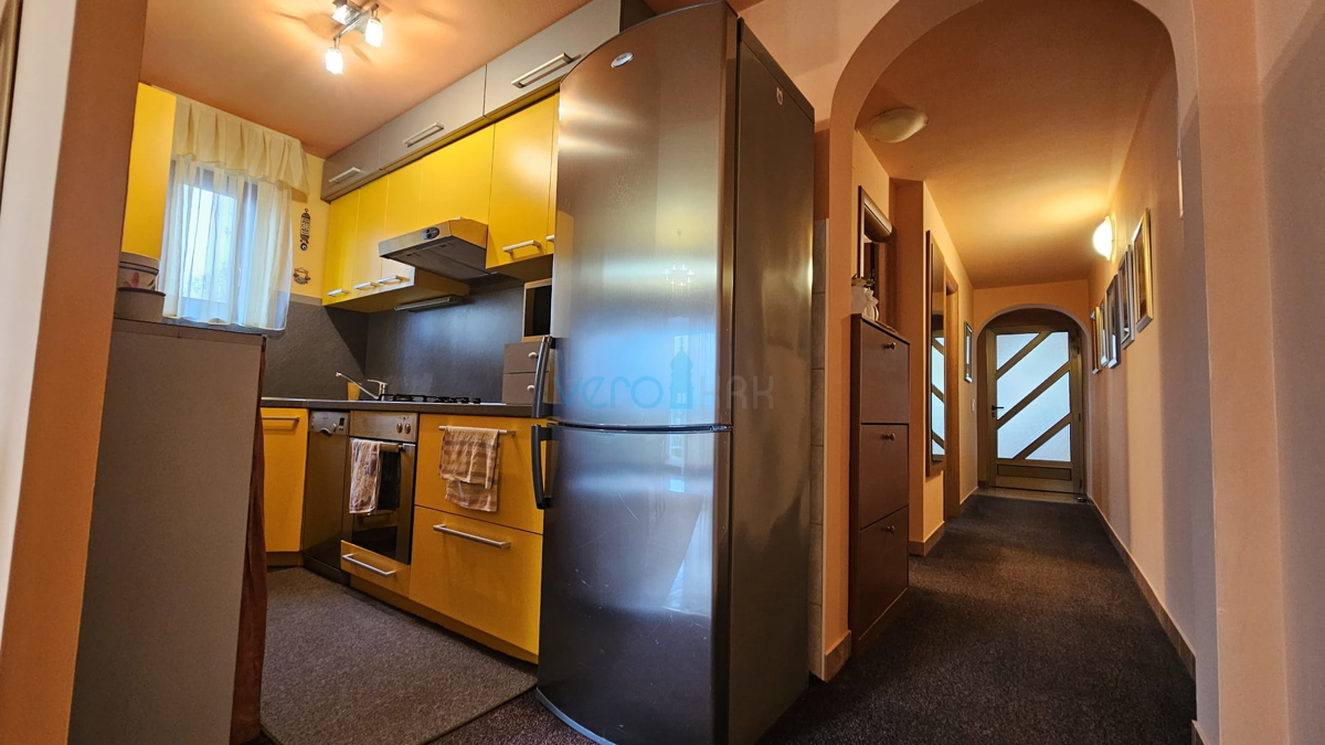 Njivice, isola di Krk, appartamento bilocale di 68 m2, con vista aperta sul mare, in vendita