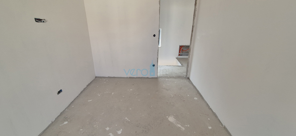 Malinska, isola di Krk, casa bifamiliare, piscina, nuova costruzione, giardino, vista