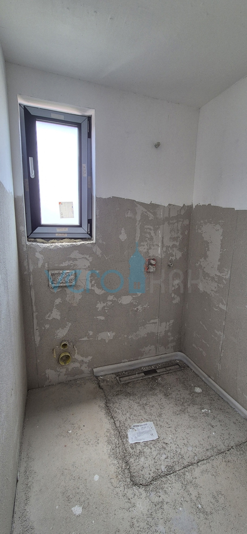 Malinska, isola di Krk, casa bifamiliare, piscina, nuova costruzione, giardino, vista