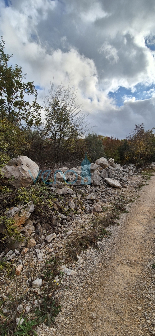 Baia Soline, isola di Krk, dintorni, terreno edificabile 562 m2, vendita