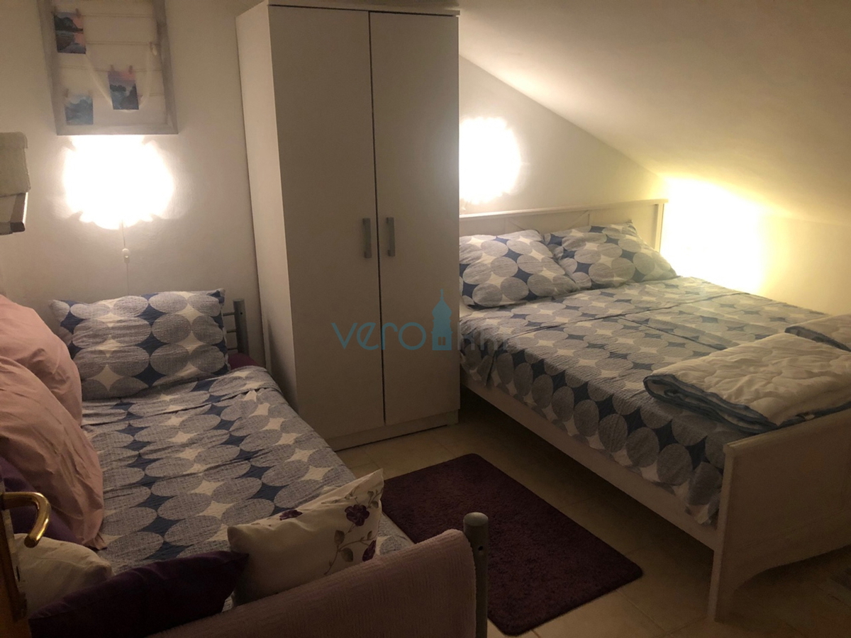 Čižići, isola di Krk, appartamento su due livelli di 83 m2 con vista mare, vendita, affitto