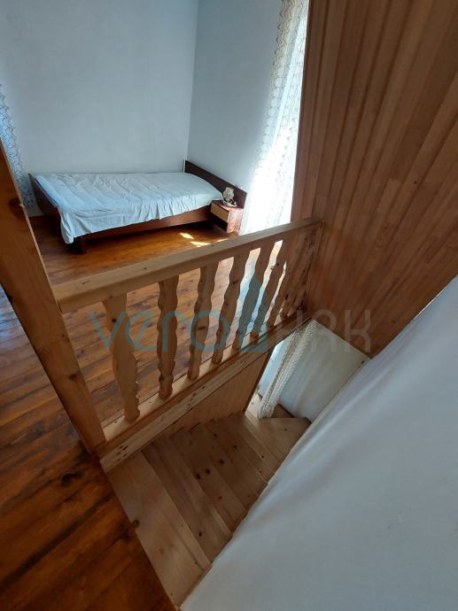 Croazia, Istria, Raša, casa bifamiliare in pietra, vista, cortile, vendita