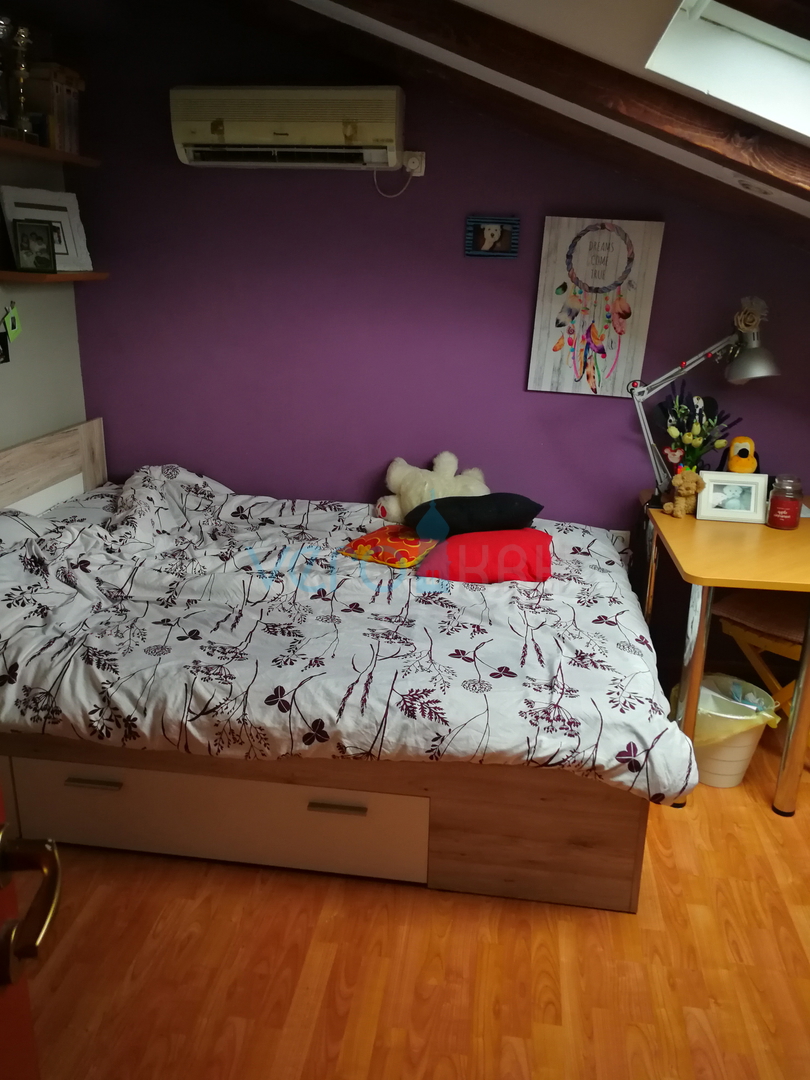 Rijeka, Srdoči, appartamento quadrilocale di 145 m2 in ottima posizione, vendita