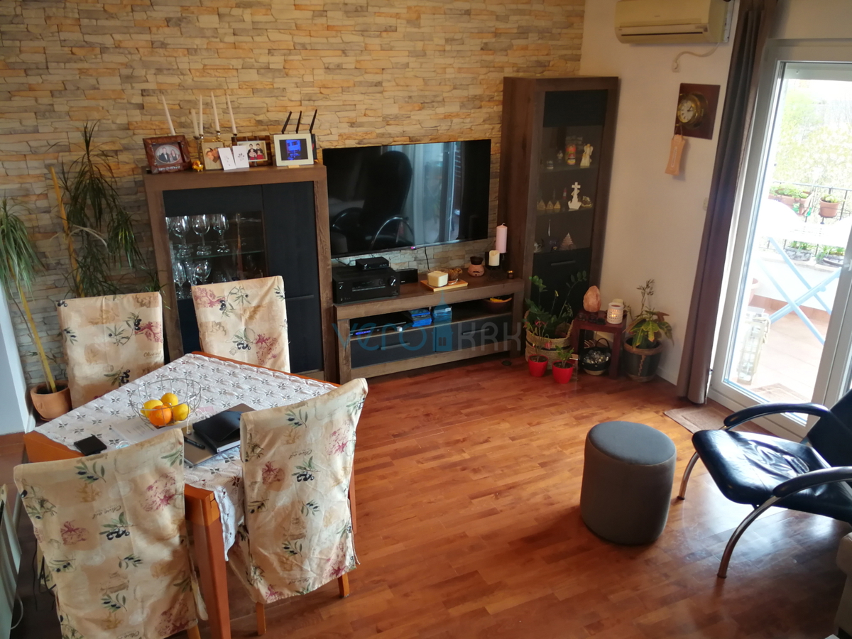 Rijeka, Srdoči, appartamento quadrilocale di 145 m2 in ottima posizione, vendita