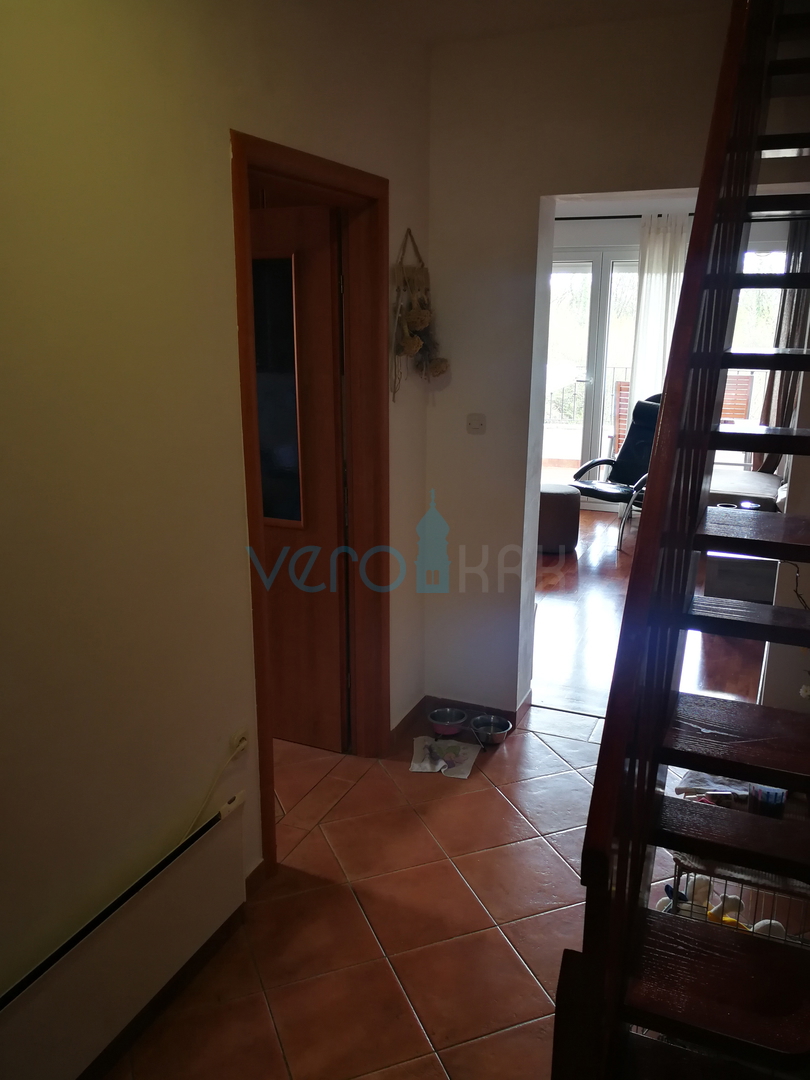 Rijeka, Srdoči, appartamento quadrilocale di 145 m2 in ottima posizione, vendita